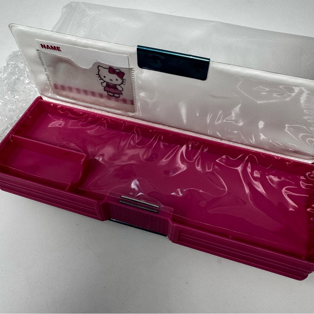 NEW 2013 Sanrio Double Sided Magnetic Hello Kitty Pencil Case Purple Vinyl NEW - Picture 7 of 7